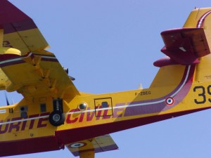 Loeschflugzeug